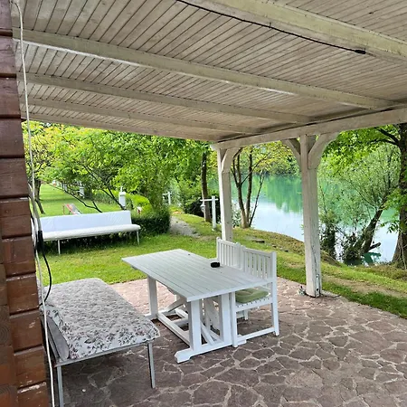 Apartamento Drveni Sa Natkrivenom Terasom